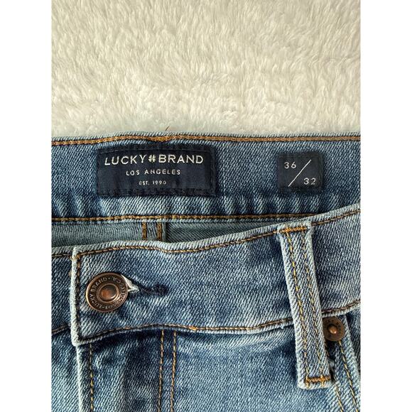 Lucky Brand Jeans 411 Athletic Taper Men 36x32 Medium Wash Blue Denim - Picture 2 of 10